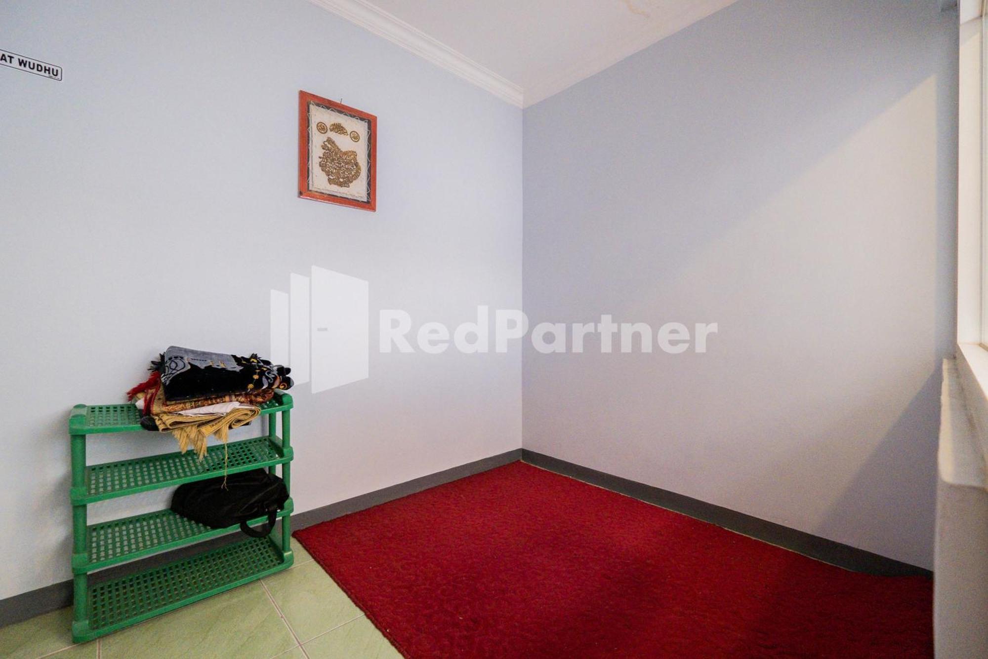 Swun Stay Inn At Sawahan Mitra Reddoorz マラン エクステリア 写真